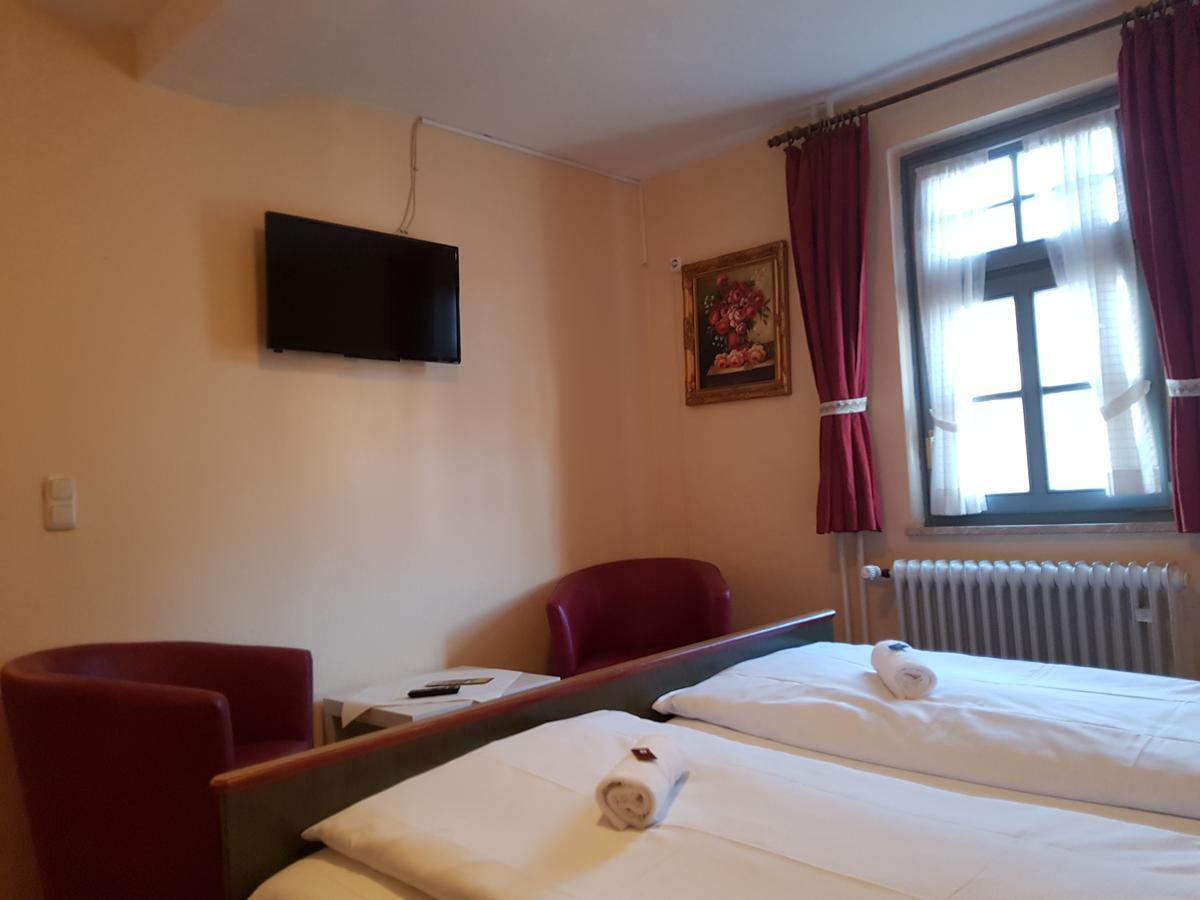 Hotel Krone Post Gersfeld Bagian luar foto